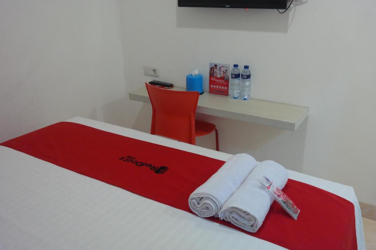 Reddoorz Near Mall Ratu Indah 3 Hotel Balangberu Exterior photo